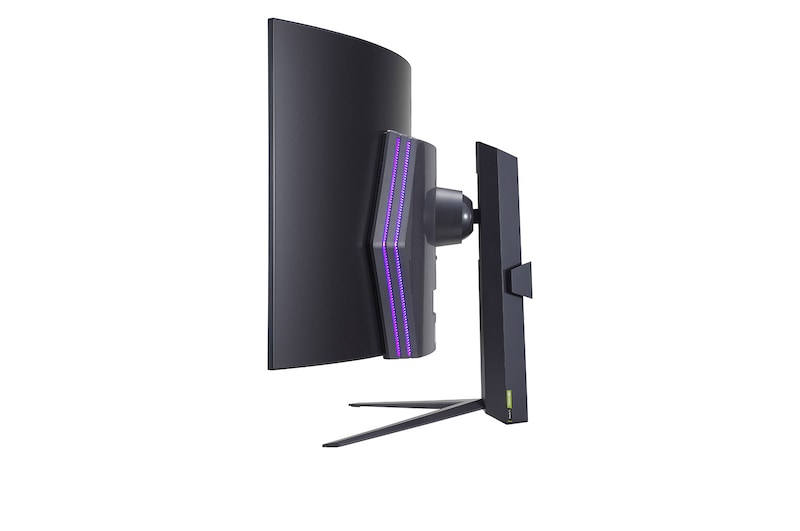 LG Moniteur de jeu incurvé UltraGear<sup>MC</sup> OLED WQHD avec taux de rafraîchissement de 240Hz et temps de réponse de 0,03ms (GàG) de 45 po, 45GR95QE-B