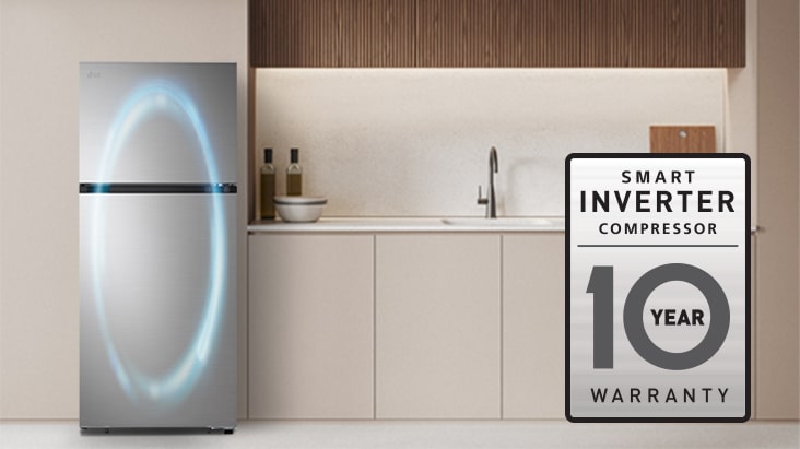 Gros plan sur un compresseur Smart Inverter argenté à l'intérieur d'un réfrigérateur LG.
