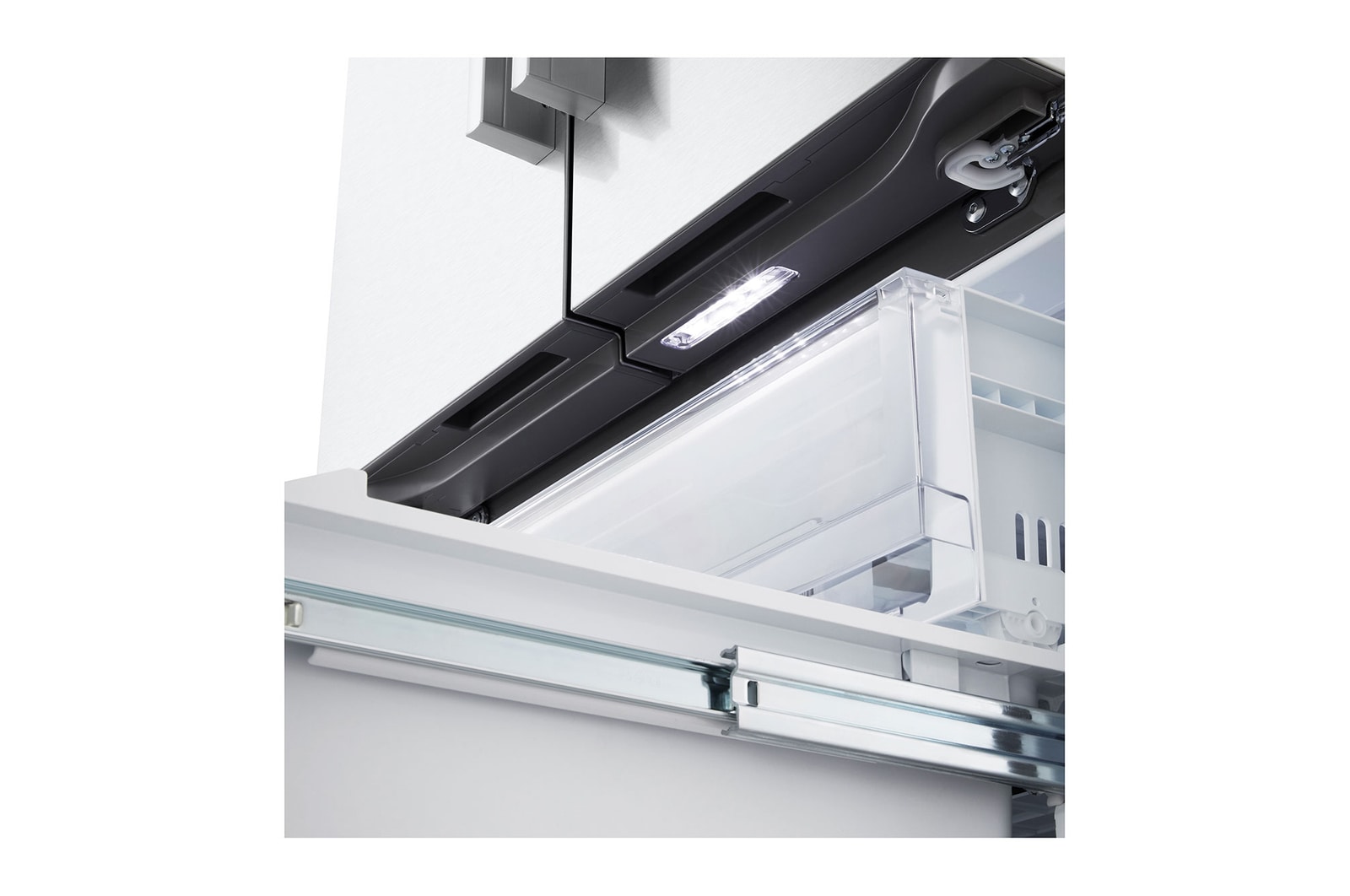 LG Réfrigérateur de profondeur standard à trois portes de 25 pi3 avec porte à deux battants et une machine à glaçons, LF25H6200S