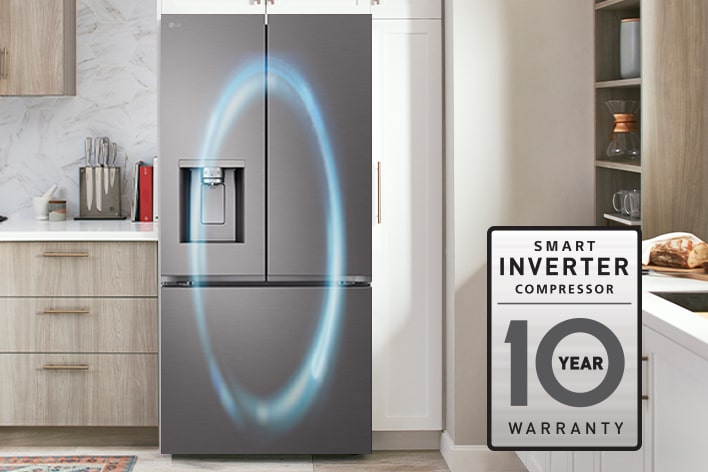 Réfrigérateur LG gris à trois portes avec distributeur d'eau, dans une cuisine moderne avec garantie de 10 ans.
