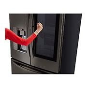 LG Réfrigérateur de 36 po à profondeur de comptoir, d’une capacité de 24 pi<sup>3</sup>, en acier inoxydable noir et doté d’une porte à deux battants avec Porte dans la porte<sup>MD</sup> et technologie InstaView<sup>MC</sup>, LFXC24796D