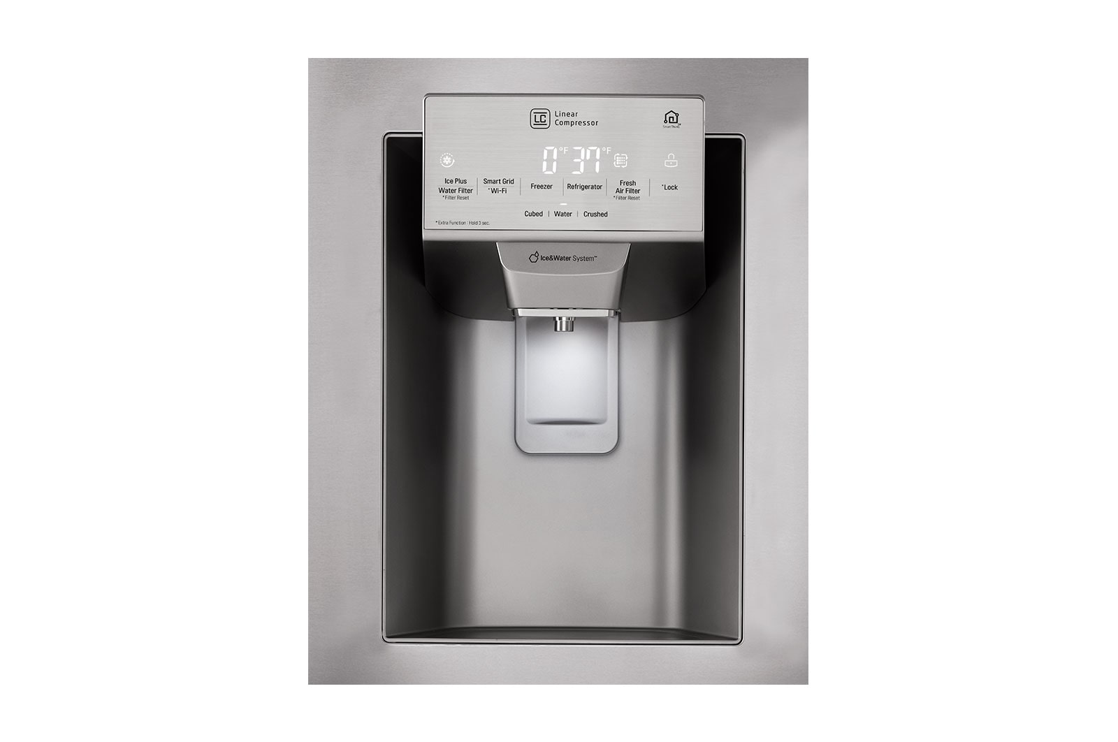 LG Réfrigérateur résistant aux taches de 36 po avec Porte dans la porte<sup>MD</sup>, connectivité Wi-Fi et double machine à glaçons, LFXS26566S