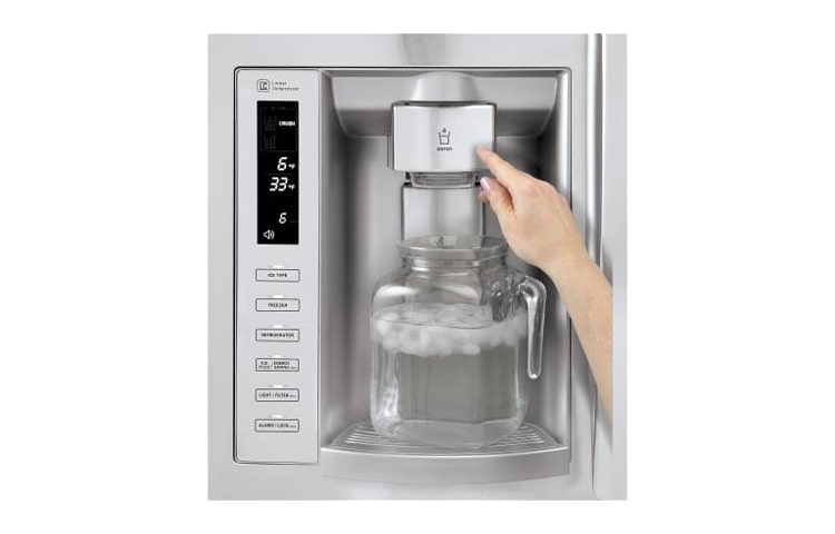 LG Réfrigérateur 4 portes de 36 po à capacité de 27,5 pi 3 avec porte à deux battants et équipé d’une machine à glaçons profilée Slim SpacePlus et d’un compresseur linéaire, LMX28988ST