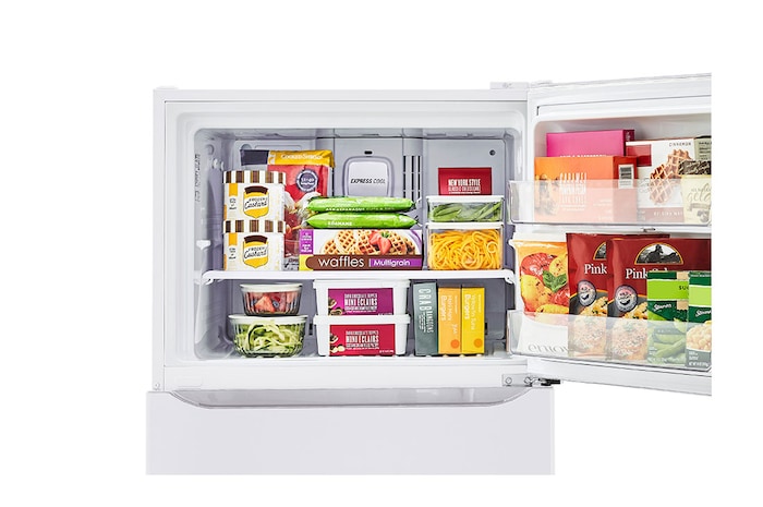 LG Réfrigérateur avec congélateur en haut de 20 pi3 d’une largeur de 30 po, LTCS20020W