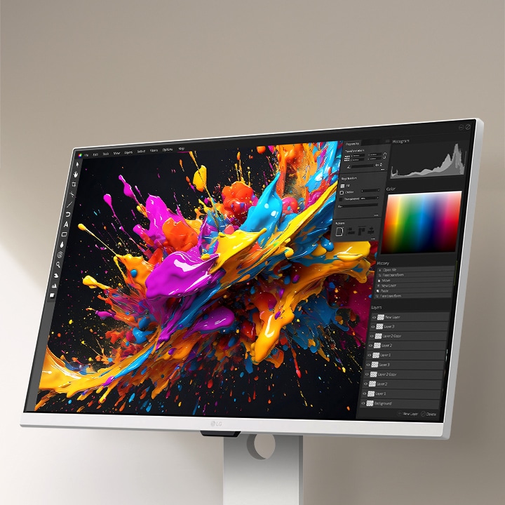 LG Smart Monitor utilisé pour le travail et la création de conten