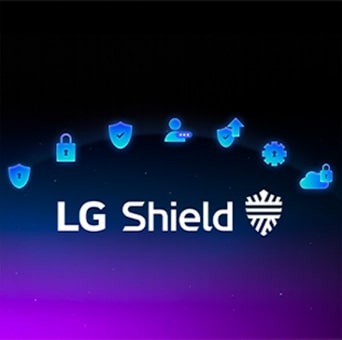 L’écran mobile StanbyME 2 Max LX6 de LG affiche un graphique de sécurité LG Shield avec des icônes lumineuses de verrouillage, de bouclier et d’utilisateur sur un fond dégradé sombre, mettant en évidence les fonctions de protection intégrées.