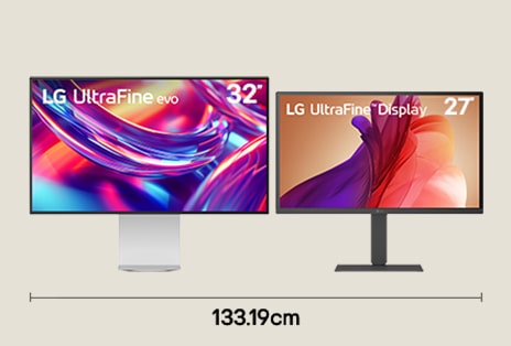 Configuration double écran avec un moniteur 32 po 6K et un écran 27 po 4K UHD pour un flux de travail créatif, avec une largeur de bureau de 133,19 cm