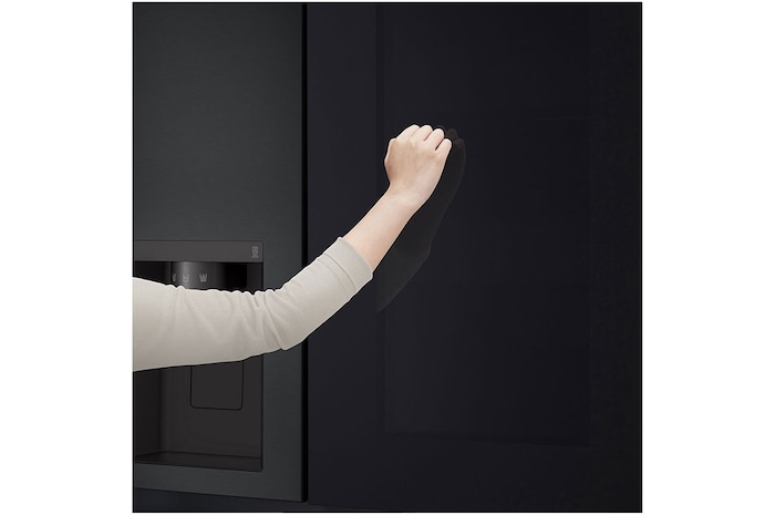 LG Side-by-Side mit InstaView® | Eis-, Crushed Ice- und Wasserspender | 635 Liter Kapazität | EEK E | Interner Wassertank | Essence Matte Black | GSGV81EPLL, GSGV81EPLL