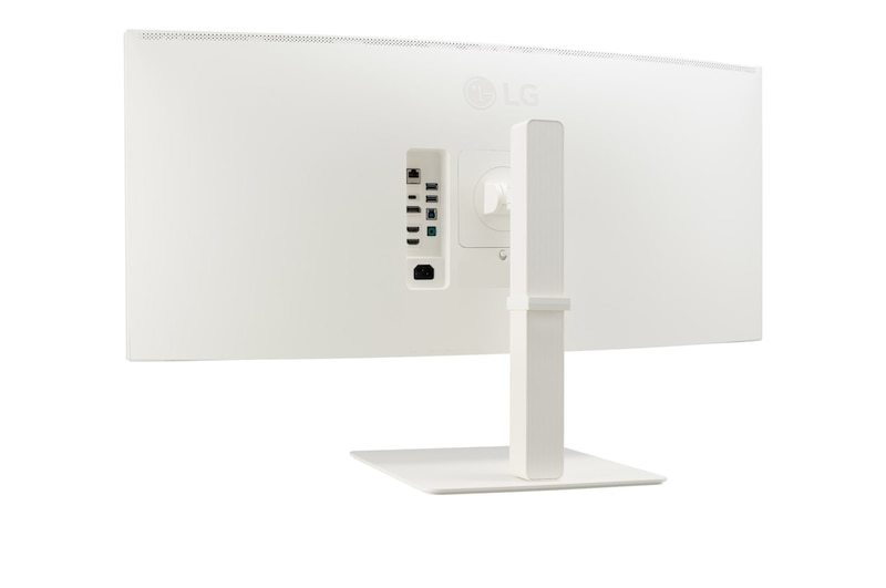 LG 38" UltraWide™ QHD+ (3840 x 1600) Curved Monitor, 38WR85QC-W