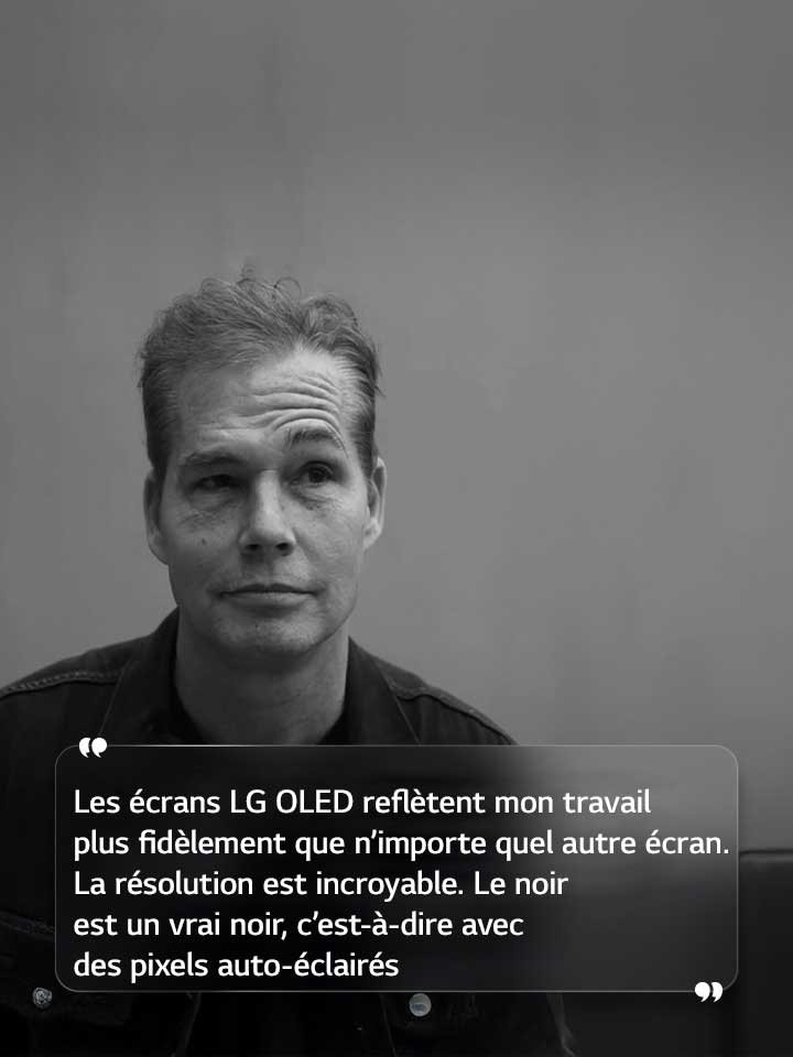 Entretien avec Shepard Fairey avec le texte « Les écrans LG OLED reflètent mon travail plus fidèlement que n’importe quel autre écran. La résolution est incroyable. Le noir est un vrai noir, c’est-à-dire avec des pixels auto-éclairés » 