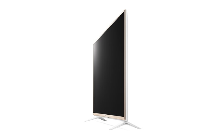 LG ULTRA HD TV de LG avec une taille d'écran de 49", webOS 2.0, Metallic Design et ULTRA Surround, 49UF690V