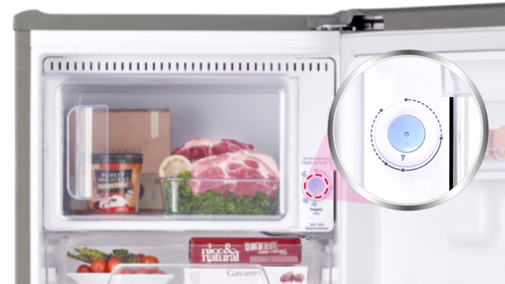 Vista en primer plano de la parte de descongelación del refrigerador LG de 1 puerta.