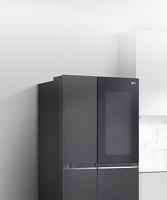Vista frontal del refrigerador LG side by side.