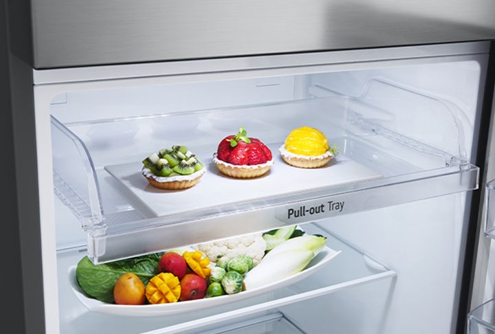 Botón giratorio situado por separado en el interior del congelador y del refrigerador