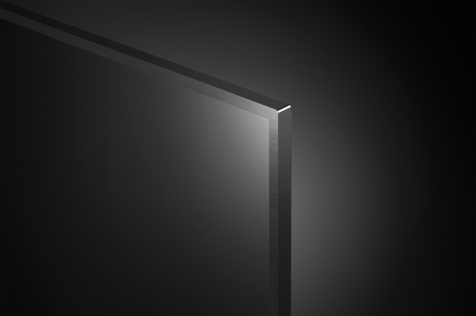 Primer plano del borde superior del TV LG FHD, LR60