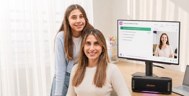 Imagen de una persona con electrodomésticos LG