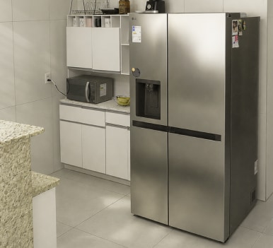 Nevera LG Side by Side en una cocina.