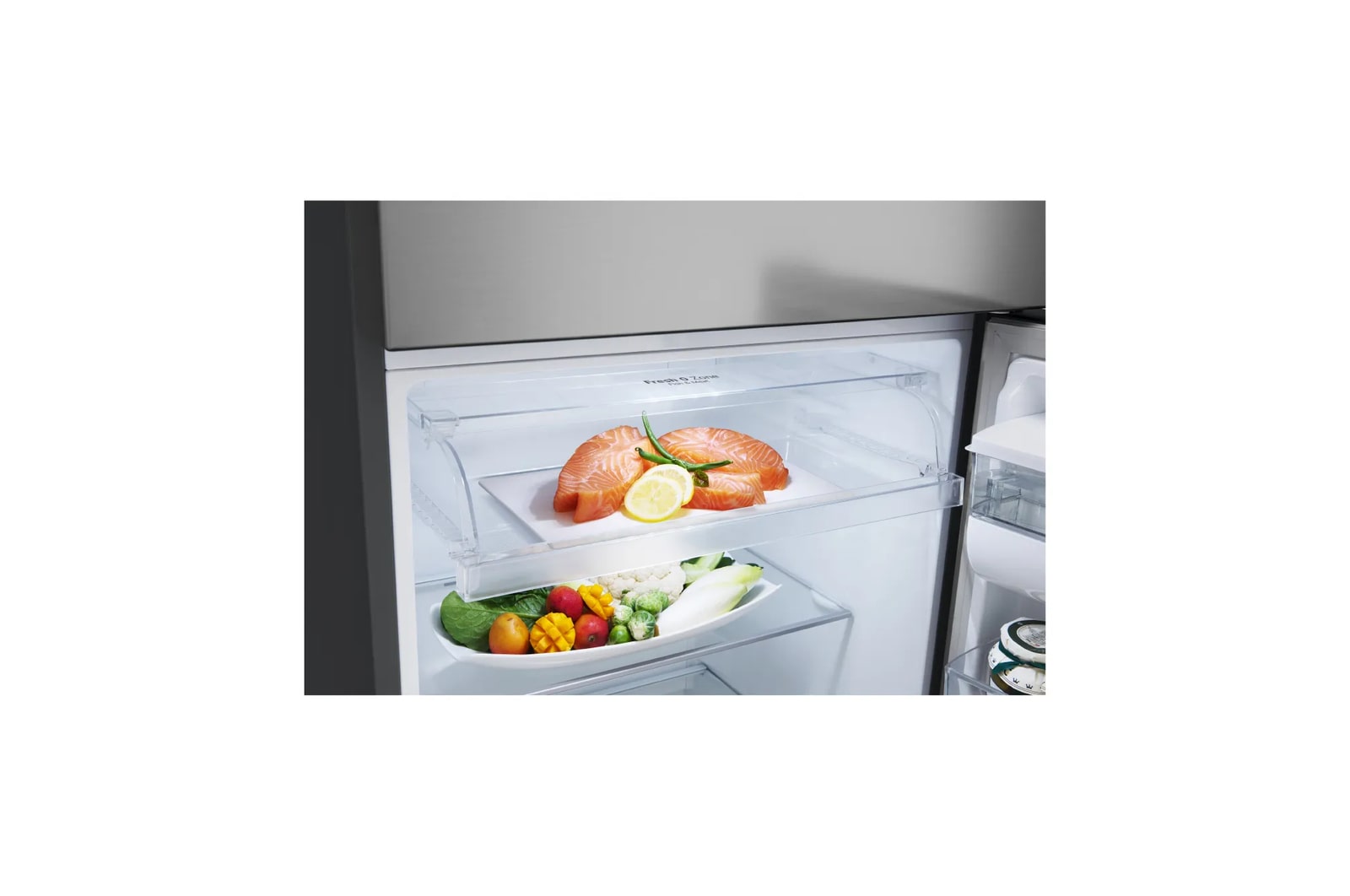 Productos almacenados dentro de la nevera