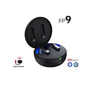 La base abierta en un ángulo de 15 grados con la iluminación ambiental encendida y los logotipos UVnano y Plug&wireless
