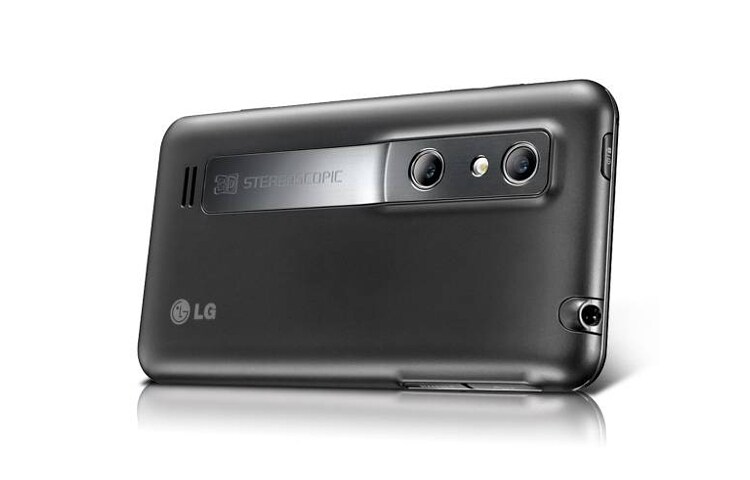 LG Crea, comparte y disfruta en 3D con el primer smartphone 3D del mundo, P920