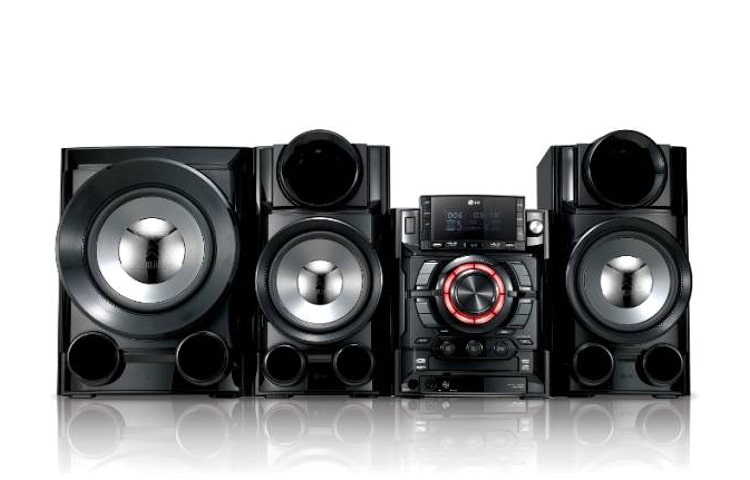 Vista frontal de LG XBOOM CM7520 Nuevo Mini Componente LG con 930w de Potencia Real (RMS) - Doble Puerto USB y Parlantes X- Metal Bass. CM7520