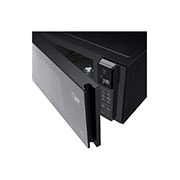 Vista de arriba puerta medio abierta Horno Microondas MH1596DIR NeoChef™