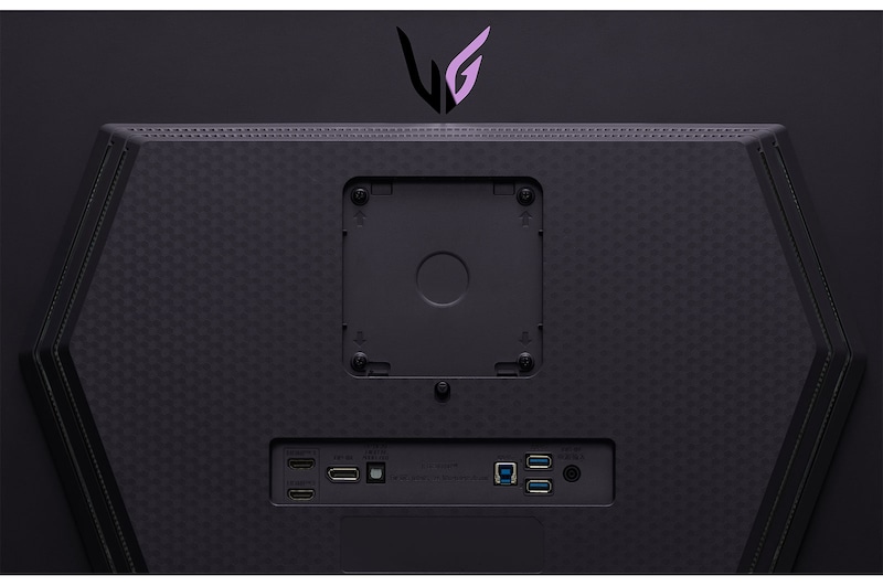 LG Monitor Gamer OLED 27" QHD LG UltraGear de 240 Hz y 0,03 Ms Pivoteable, 27GR95QE-B