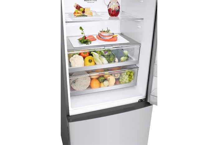 Nevera LG GB45SPP acercamiento almacenamiento productos