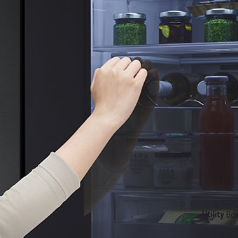 Toca en la pantalla de la puerta del refrigerador