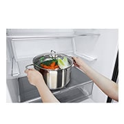 LG Nevera LG Bottom Freezer, 454lts, Tecnología NatureFRESH, Acabado Matte Black Steel, LB41WPT
