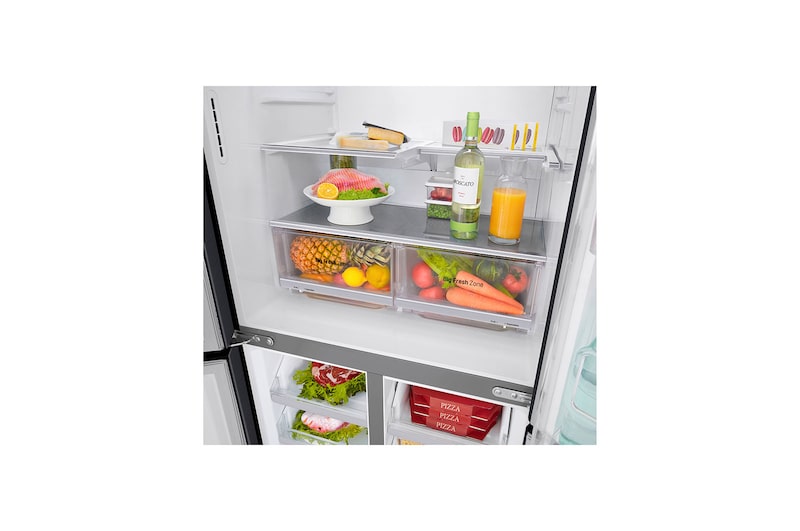 Vista almacenamiento interior con alimentos Nevecón LM57SXT InstaView