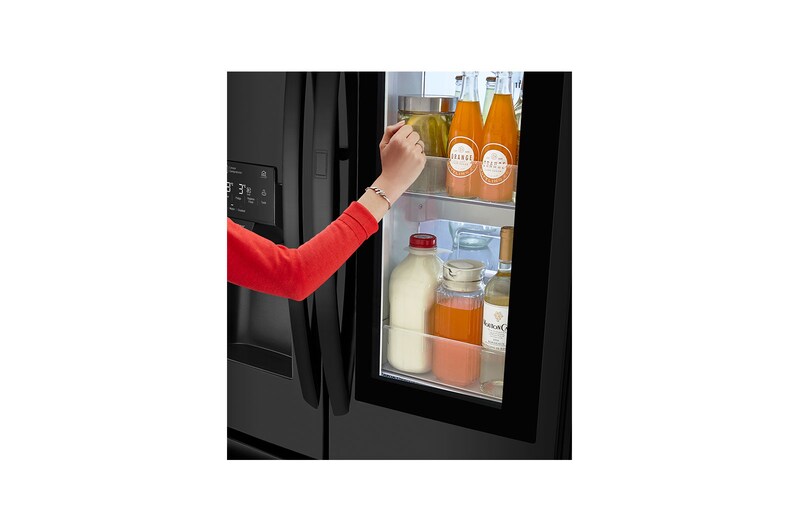 LG Nevecón LG InstaView Door-in-Door® Tipo Europeo 3 Puertas, capacidad 837 LTS, No Frost, Acabado Matte Black, Inverter Linear Compressor, LM80SXT