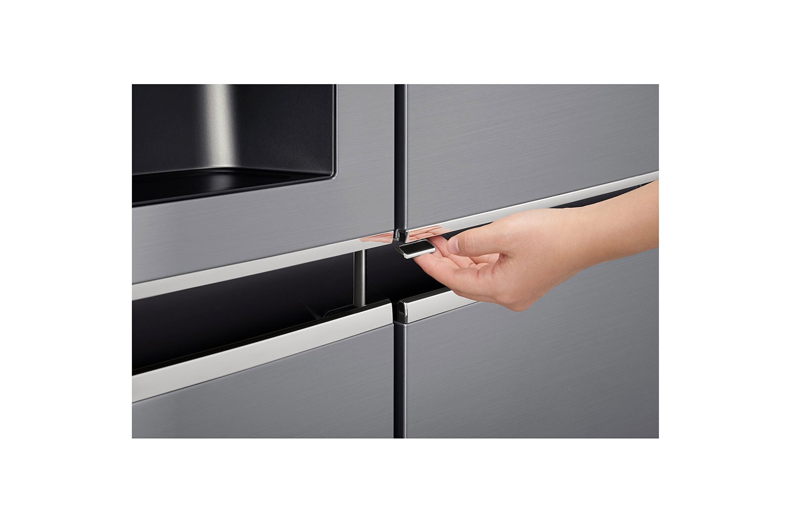 LG Nevecon Door-in-Door®, Side by Side, capacidad 592L Brutos, acabado Platimun Silver, Inverter Linear Compresor, LS65SDPX
