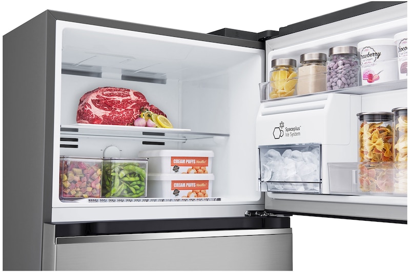 Productos almacenados dentro de la nevera LG VT40AGPN