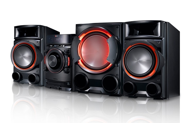 Vista frontal de LG XBOOM CM8430 Mini componente con 1200W de potencia RMS y subwoofer para bajos mas fuertes CM8430