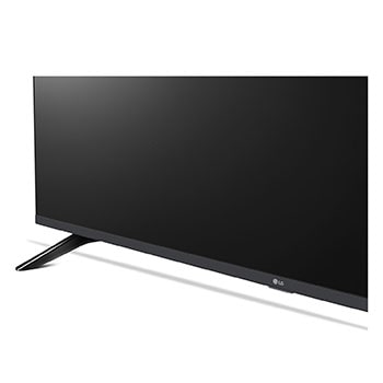 close up view of bottom edge