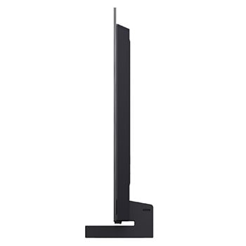 Primer plano de la pantalla de una LG OLED TV que muestra cómo funciona AI Search. Hay una pequeña ventana de chat abierta que muestra cómo el usuario preguntó qué eventos deportivos están disponibles. AI Search respondió en el chat con imágenes en miniatura del contenido disponible. También hay un indicador para hacer preguntas a Microsoft Copilot. 
