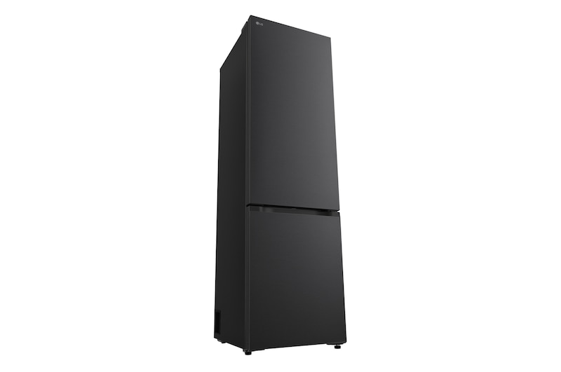 Lower view of LG fridge freezer (GBBS726BEV)