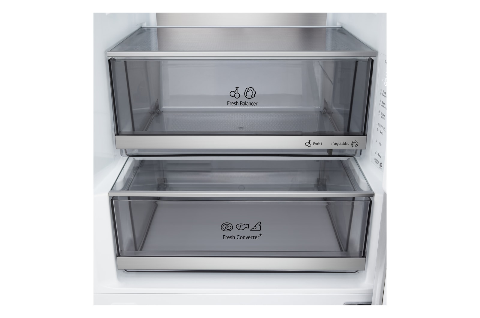 Přední pohled na chladničku s mrazničkou LG () s ventilací DoorCooling+™