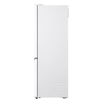 Chladnička s mrazničkou LG  vestavěná do tmavě hnědé skříňky s okénkem a pohovkou vlevo a dřezem vpravo