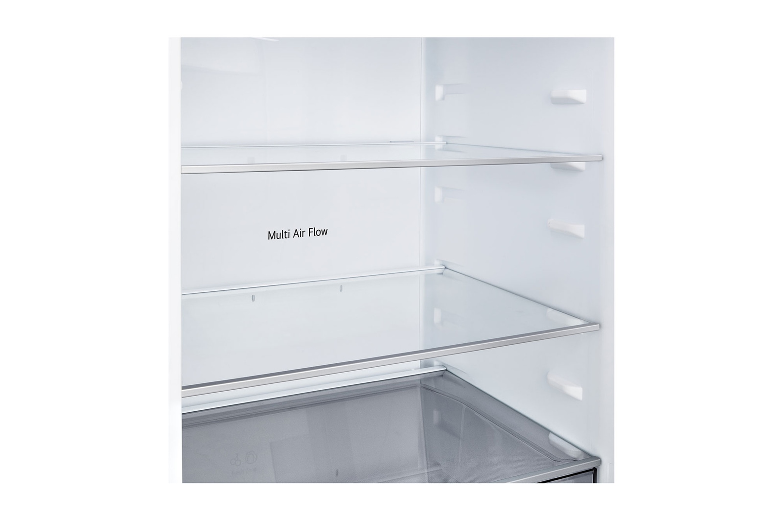 Přední pohled na chladničku s mrazničkou LG s ventilací DoorCooling+™