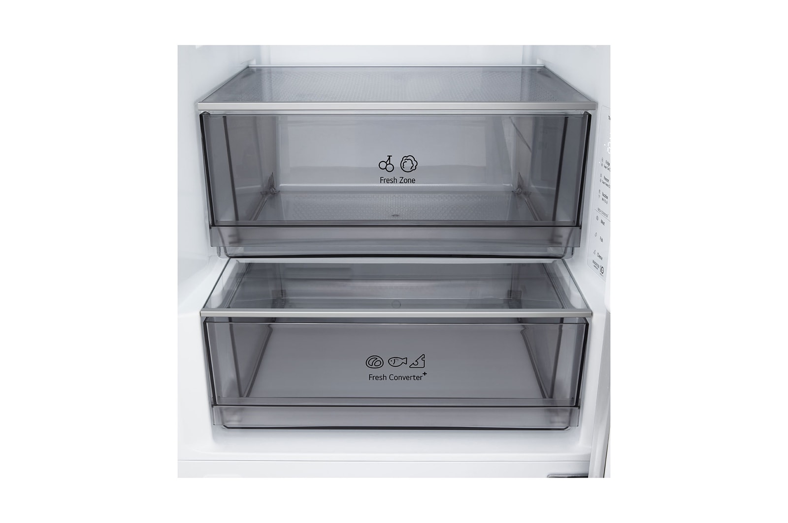 Pohled shora na chladničku s mrazničkou LG