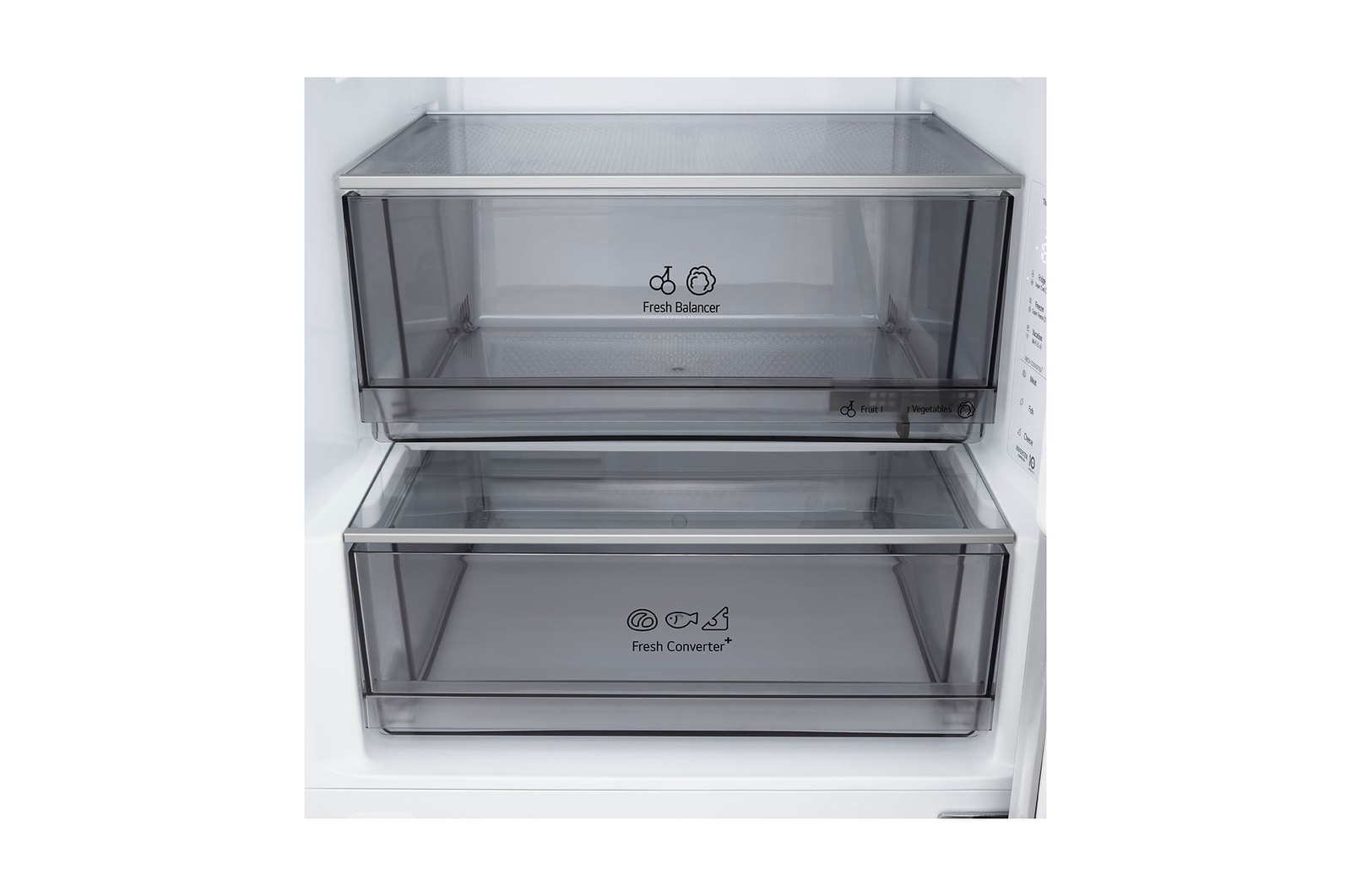 Pohled shora na chladničku s mrazničkou LG 