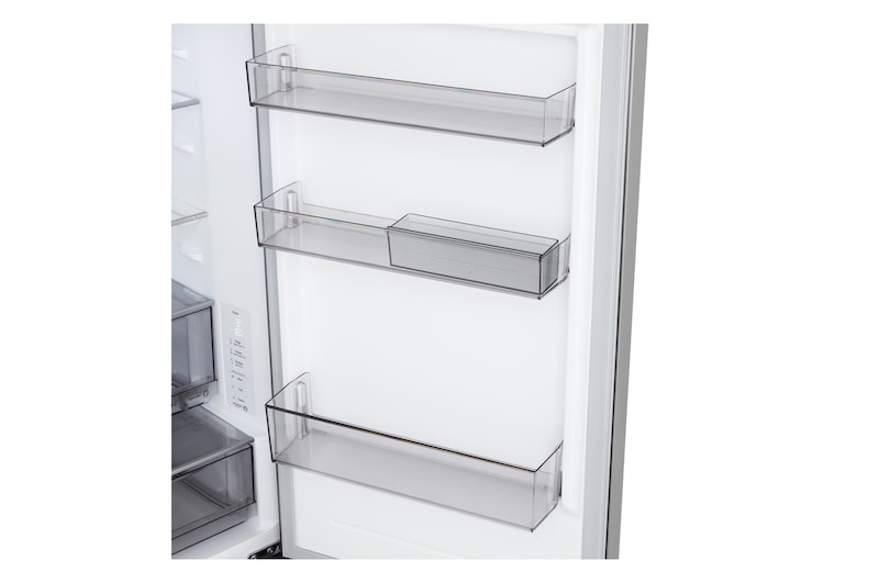 Přední pohled na chladničku s mrazničkou LG (gbbs726cpy) s ventilací DoorCooling+™