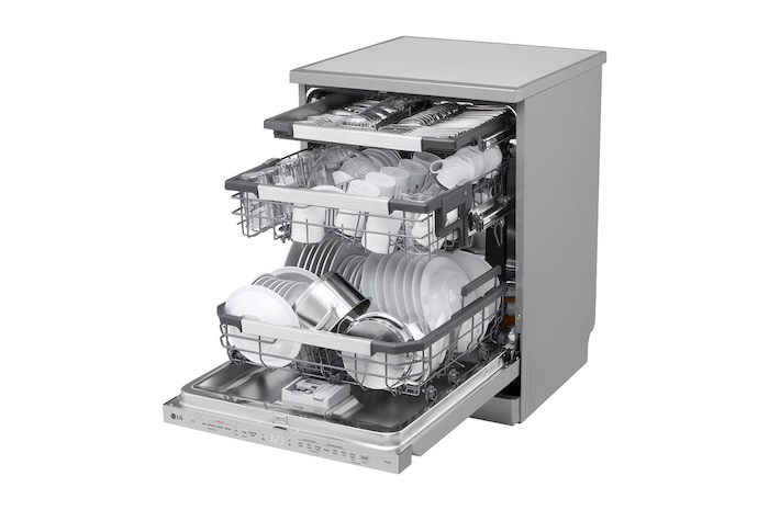 Obrázek napůl otevřené přední části myčky s nádobím