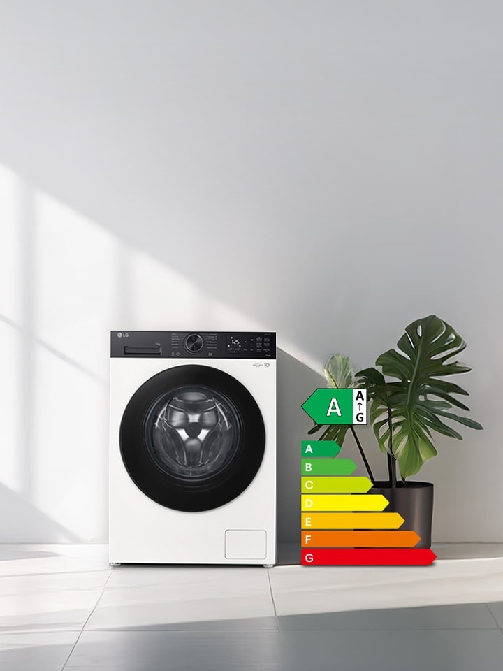 Pračka LG F2X50S8TLB v interiéru vedle energetického štítku třídy A