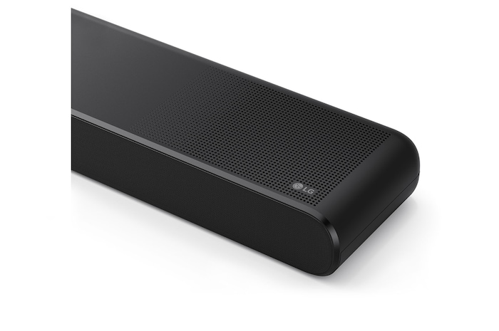 Horní natočený pohled na boční roh soundbaru LG Soundbar S77TY