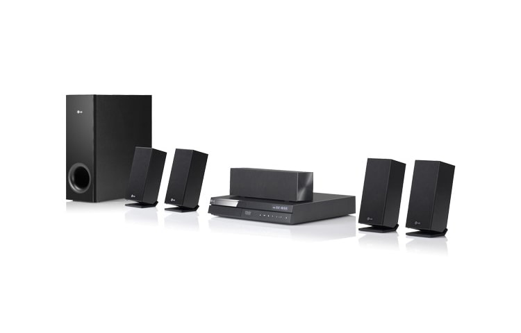 Čelní pohled na 5.1 kanálový DVD systém domácího kina, hudební výkon 850W, USB direct ripping, 1x optický výstup DH6220S