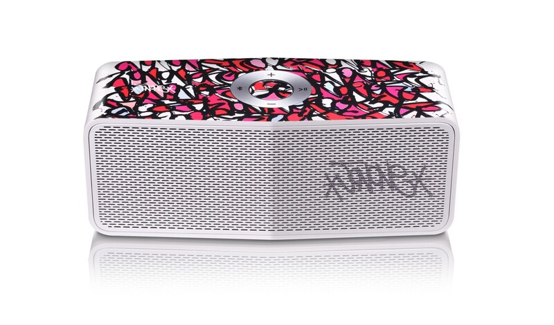 LG 2.0 Ch přenosný reproduktor, Bluetooth, hudební výkon 20W, NP5563J2