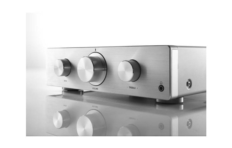 LG 2.0 kanálový Mikro Hi-Fi systém s DVD přehrávačem, výkon 100W, vstup pro iPod a iPhone, USB direct ripping, Portable In, TB106